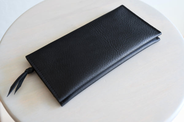 The Leather Phone Wallet in Deep Black Kodiak Leather