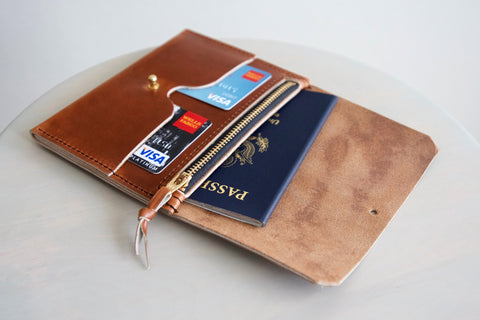The Falkirk - aged whiskey horween