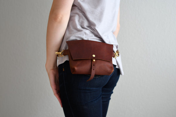 The Bogotá Hip Bag - Rustic Red