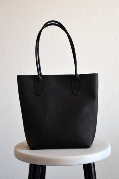 Leather Market Tote Bag in Deep Black Kodiak Leather