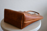 Leather Market Tote Bag in Wild Honey Kodiak Leather