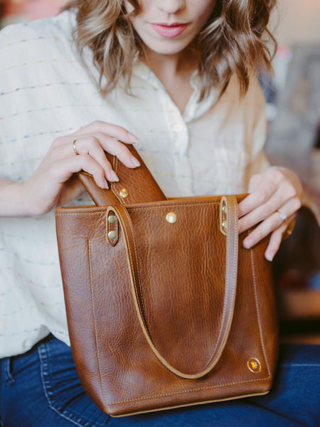 Leather Market Tote Bag in Wild Honey Kodiak Leather