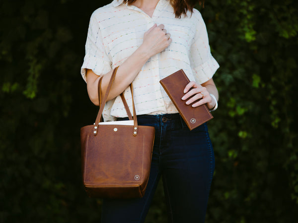 Leather Market Tote Bag in Wild Honey Kodiak Leather